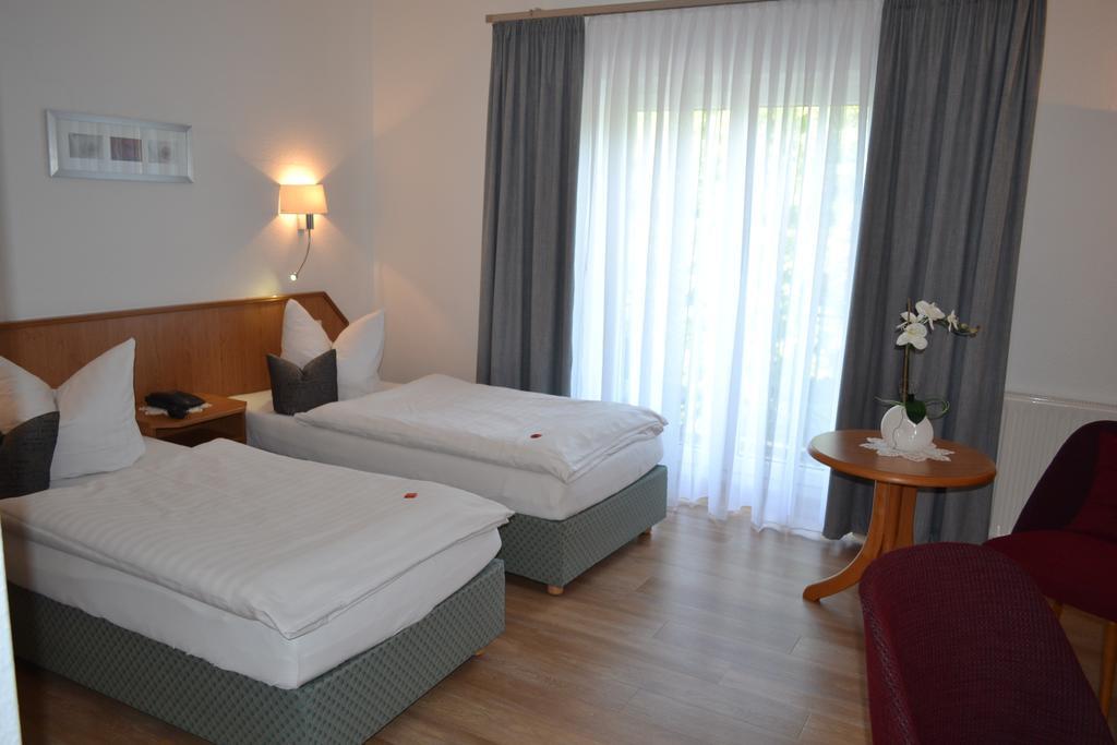 Hotel & Restaurant Zur Linde Freital Extérieur photo
