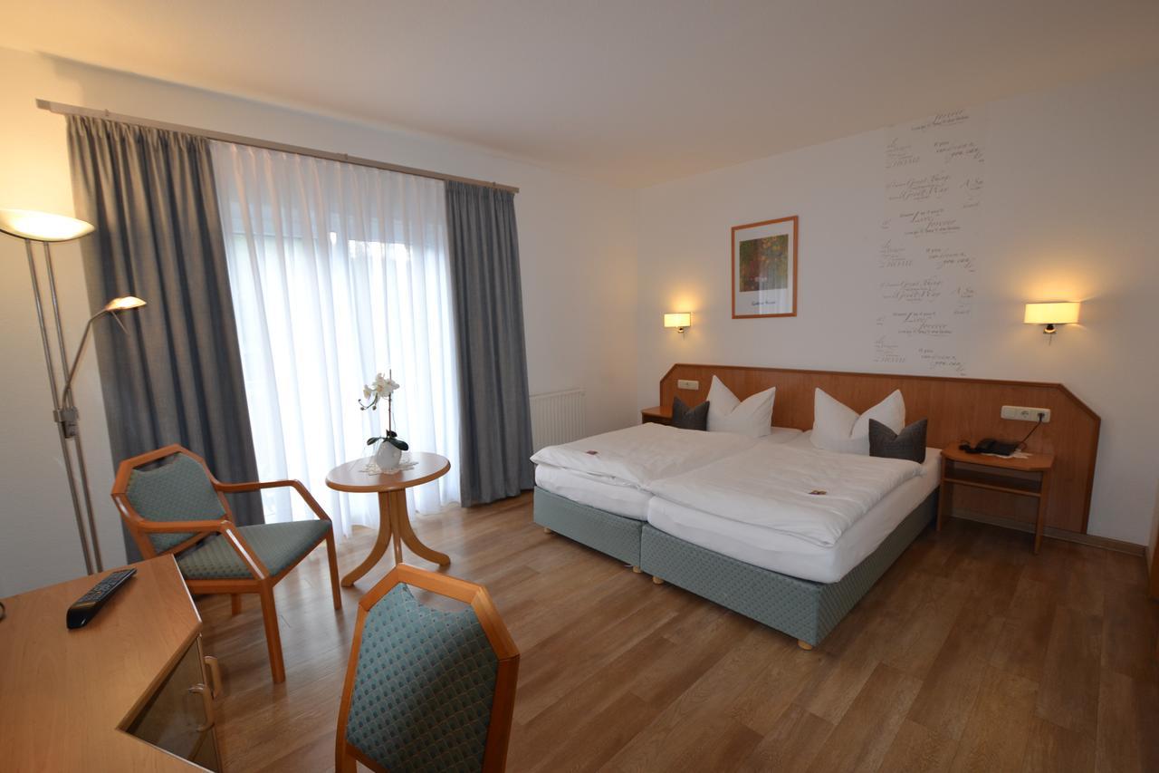 Hotel & Restaurant Zur Linde Freital Extérieur photo